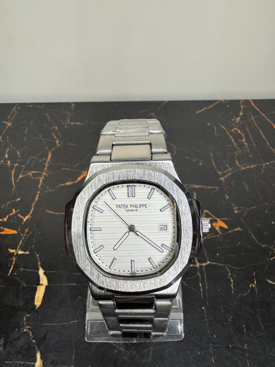 Patek Philippe Geneve - White