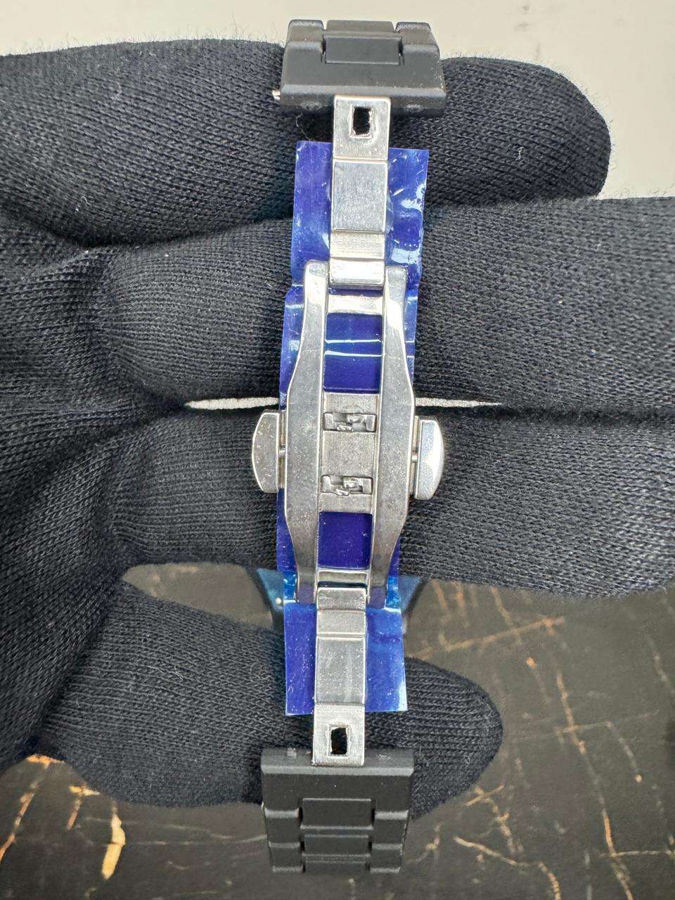 Arabic Black Aura Watch – Stylish, Lightweight and Waterproof