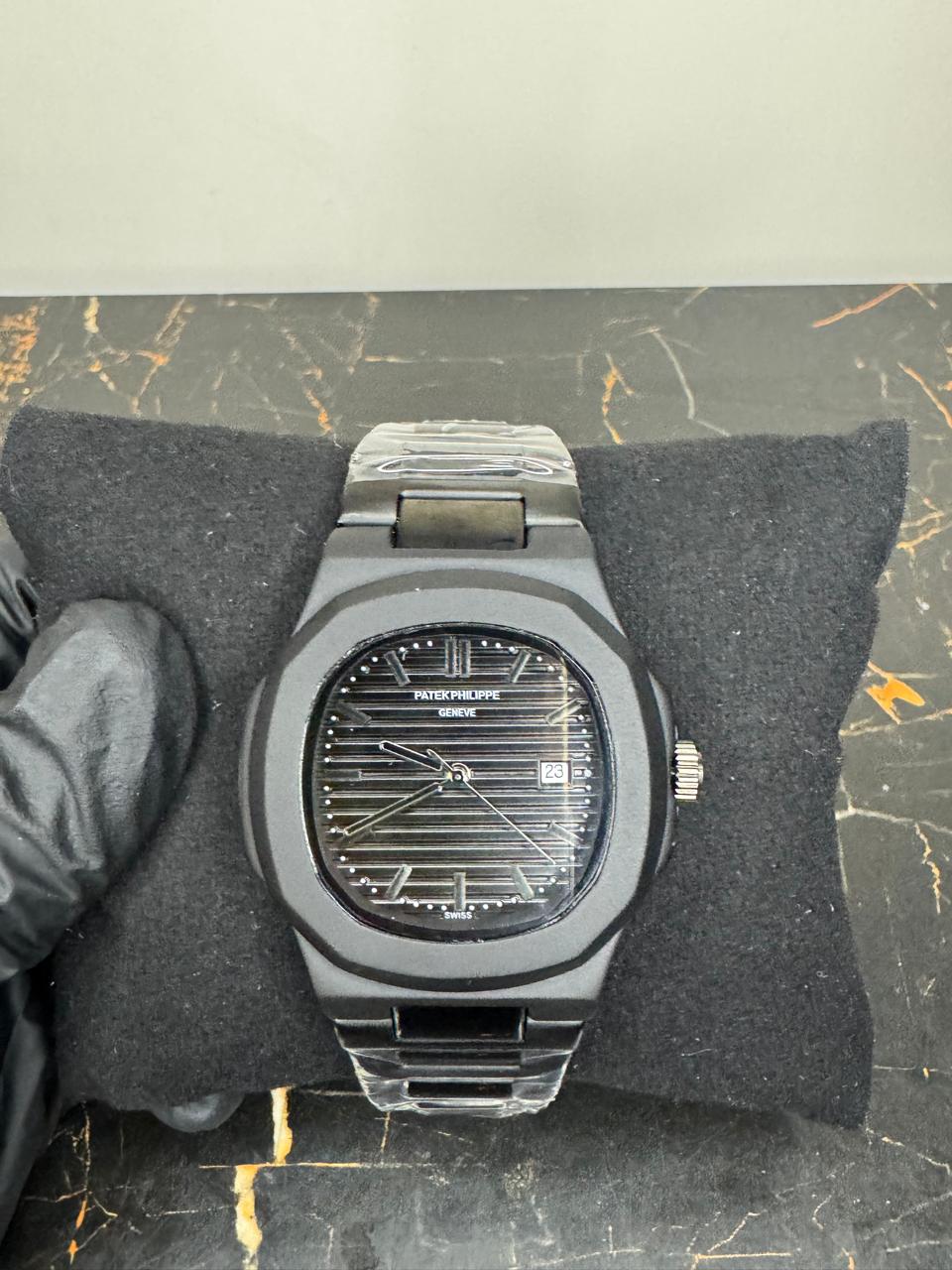 Patek Philippe Geneve - Black